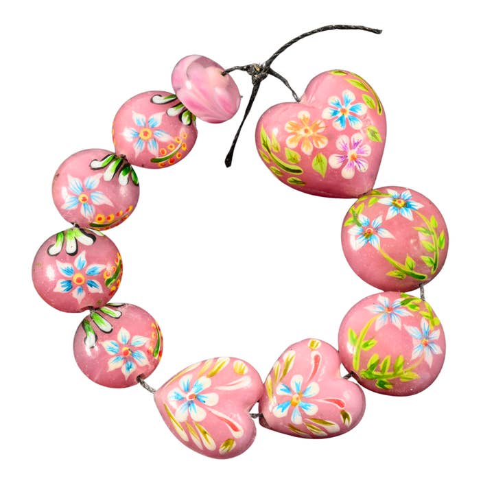 Perles Focales Florales Mixtes en Verre Filé à la Main – Cœurs & Lentilles (Ensemble de 10) pour la vente par Continental Beads