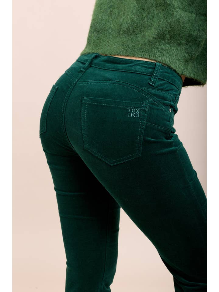 Toxik3 - Wholesale Pants - Women's - Toxik3 pantalon slim push-up stretch en velours milleraies5