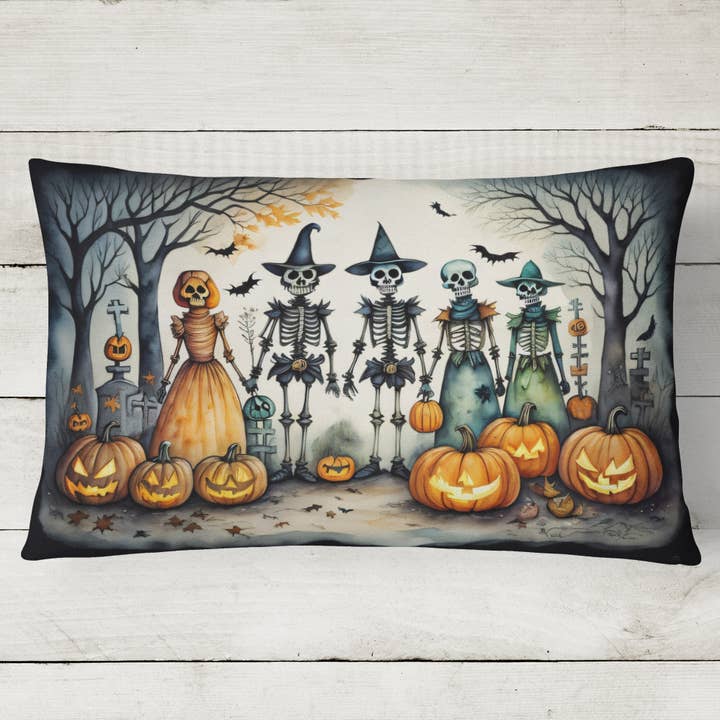 Coussin décoratif en tissu Calacas Skeletons Spooky Halloween pour la vente par Caroline's Treasures