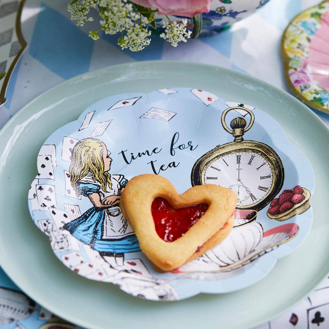 Talking Tables USA - Vente Assiette jetable - Assiettes Bleues Alice au Pays des Merveilles - Pack de 12 | Fête du Thé |3