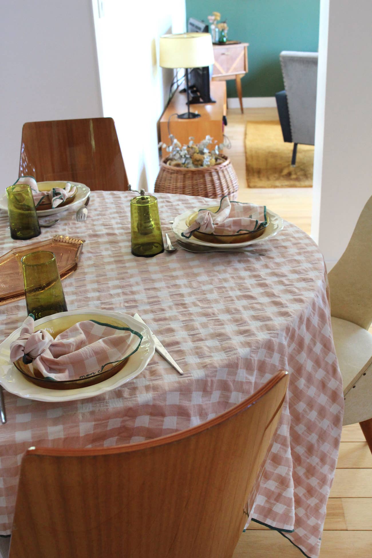 BARNABÉ AIME LE CAFÉ - Wholesale Tablecloth - Checkered gingham embroidered tablecloth for festive table!13