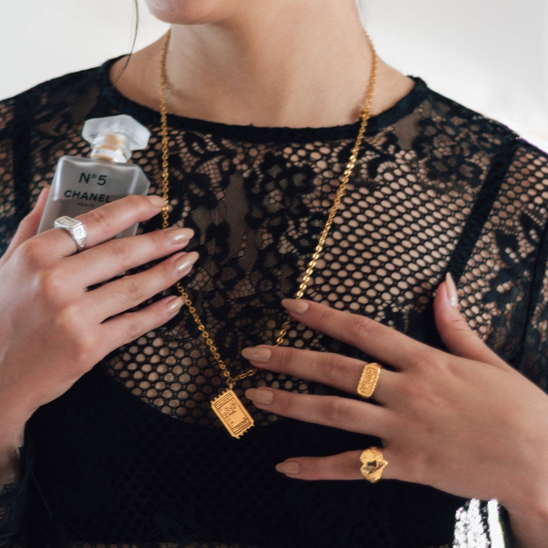 Persea Jewelry - Wholesale Pendant/Charm Necklace - Collar La Vie Est Belle3