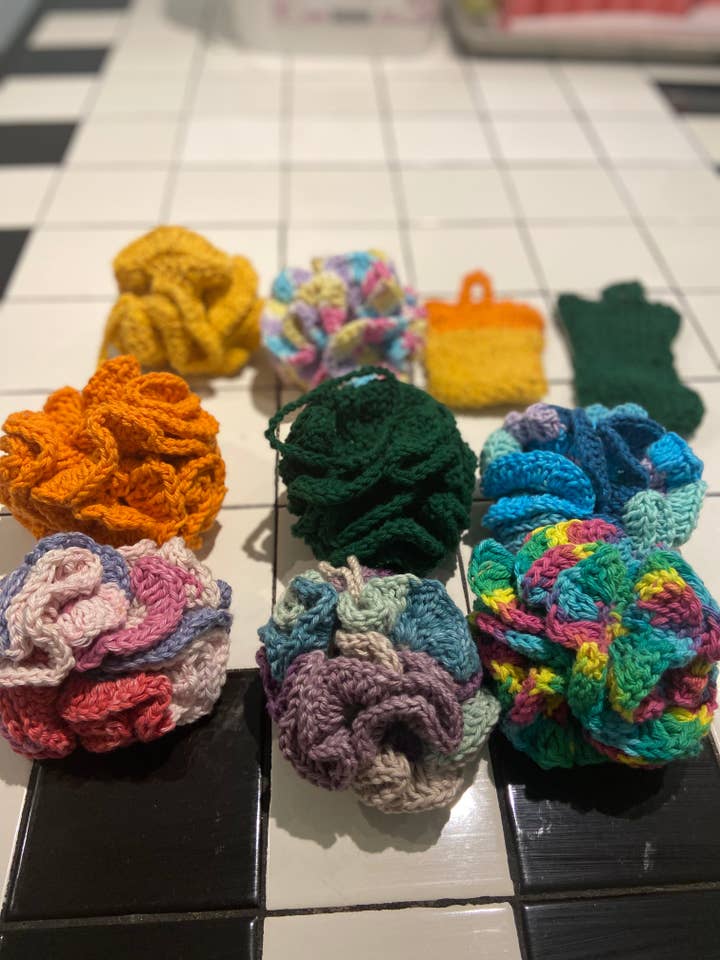 Loofahs for wholesale by Petalsoftsoaps