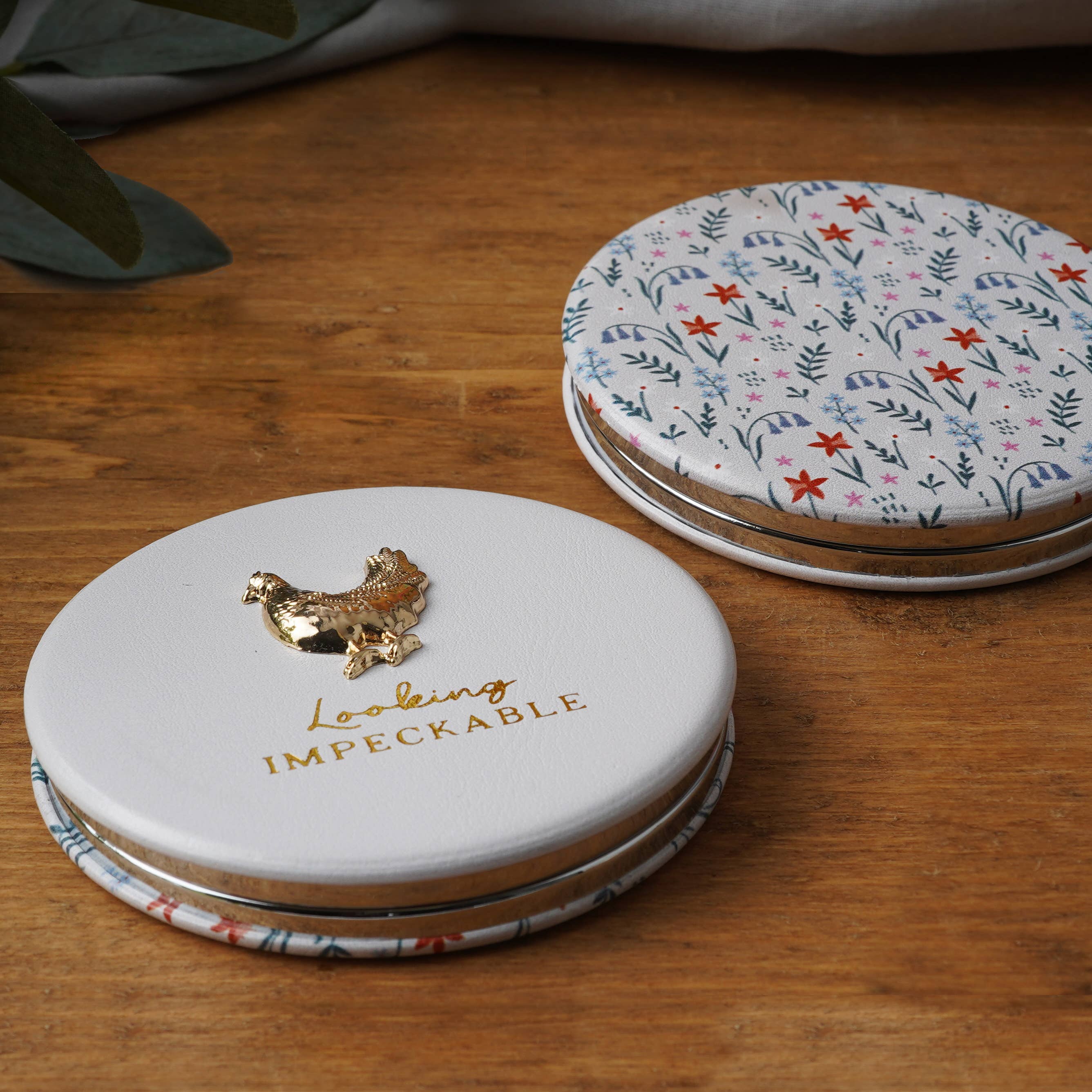 CGB Giftware - Wholesale Compact Mirror - Bramble Farm Chicken Compact Mirror In Gift Box2