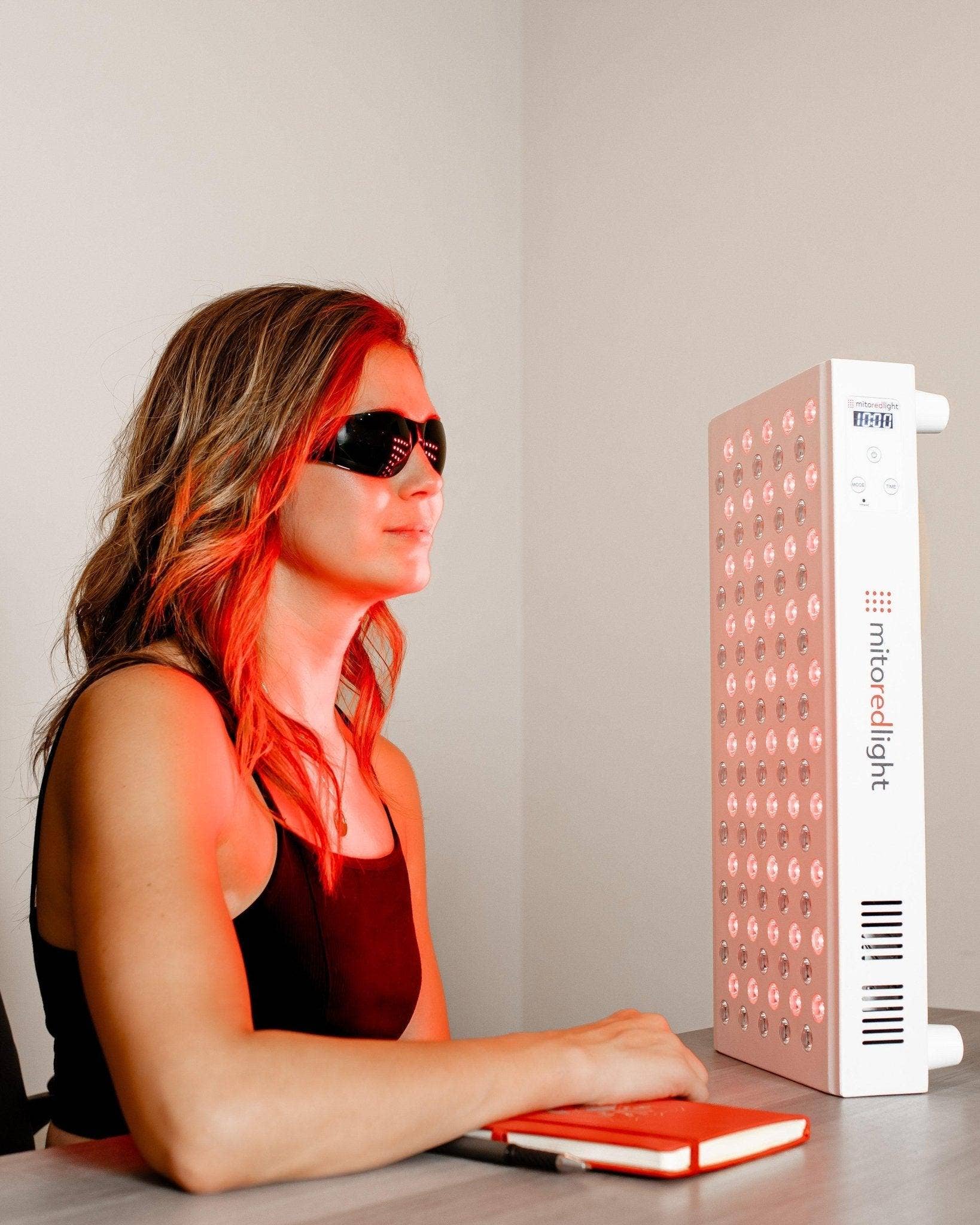 Mito Red Light - Wholesale Electronic Skincare Device - MitoMID 2.0 | Red Light Therapy Panel3
