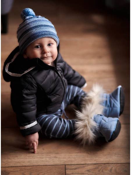 Børn Hop Isoleret Sole Baby Sko Trekanter Jeans 0-8 for engroshandel hos Kinder Hop SP. Z O.O.