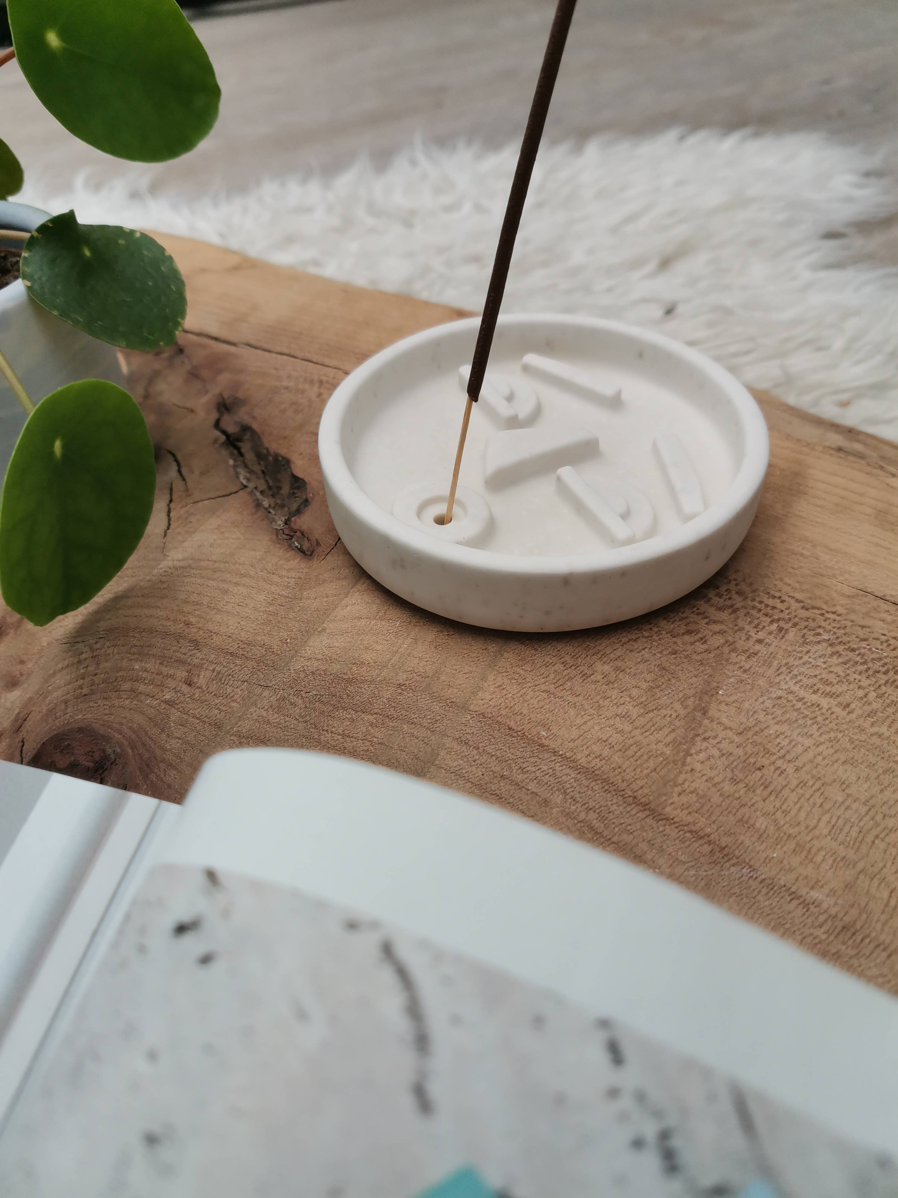 Vinci dEco - Venta al por mayor Portainciensos - Porta incienso original con forma de rostro2