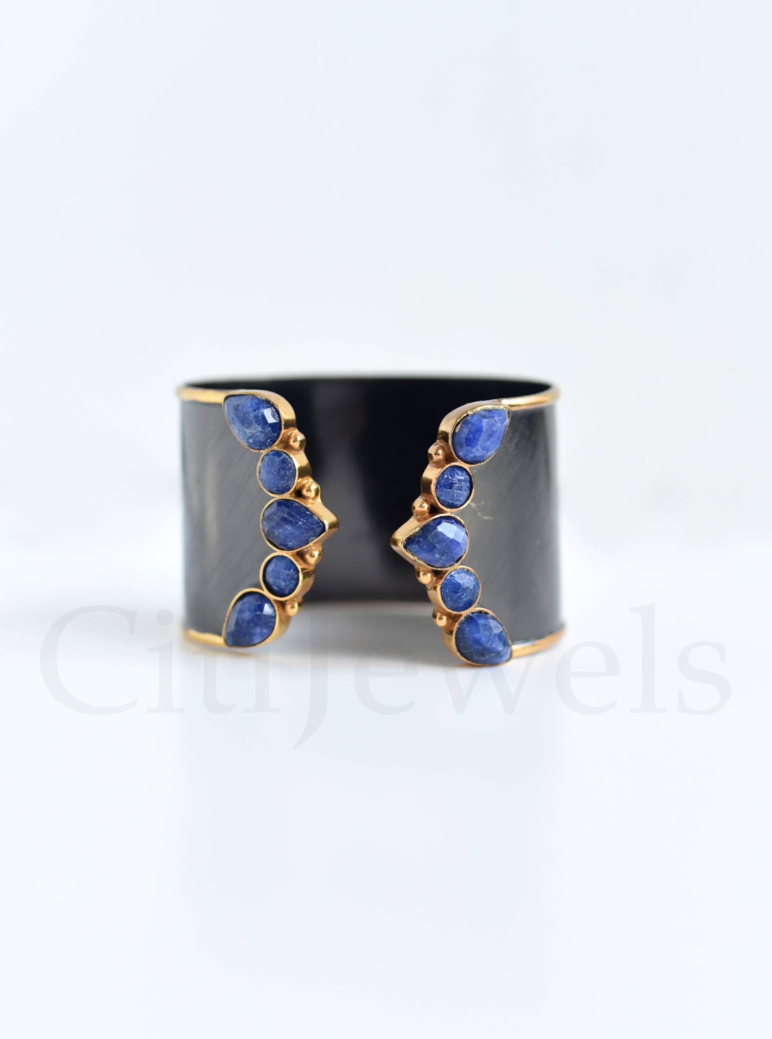 FELIX Z DESIGNS - Wholesale Cuff Bracelet - Hand Crafted Gemstone Cuff bangle0