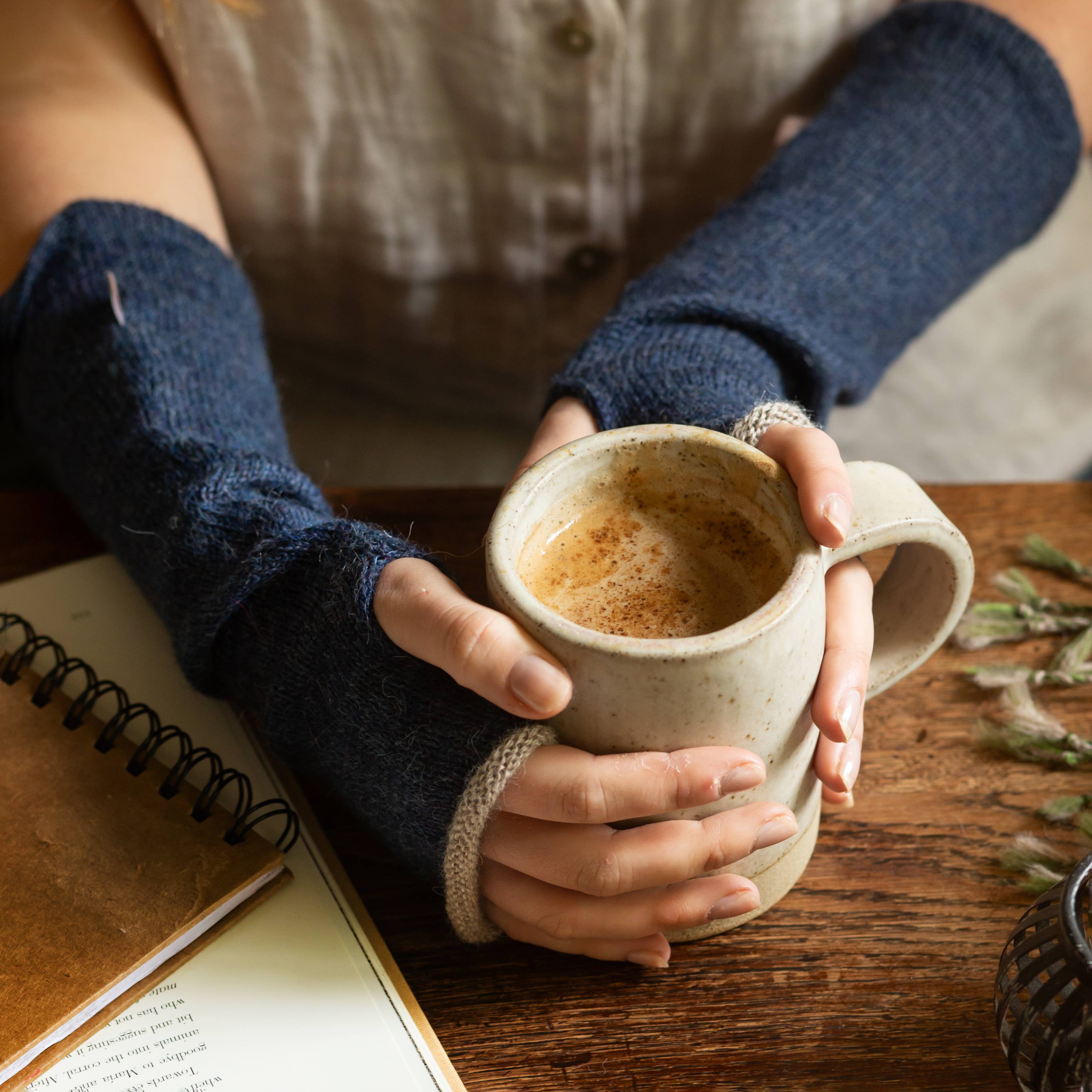 Samantha Holmes Alpaca Clothing and Gifts - Vendita all'ingrosso Muffole - Donna - Lunghi guanti senza dita in alpaca8