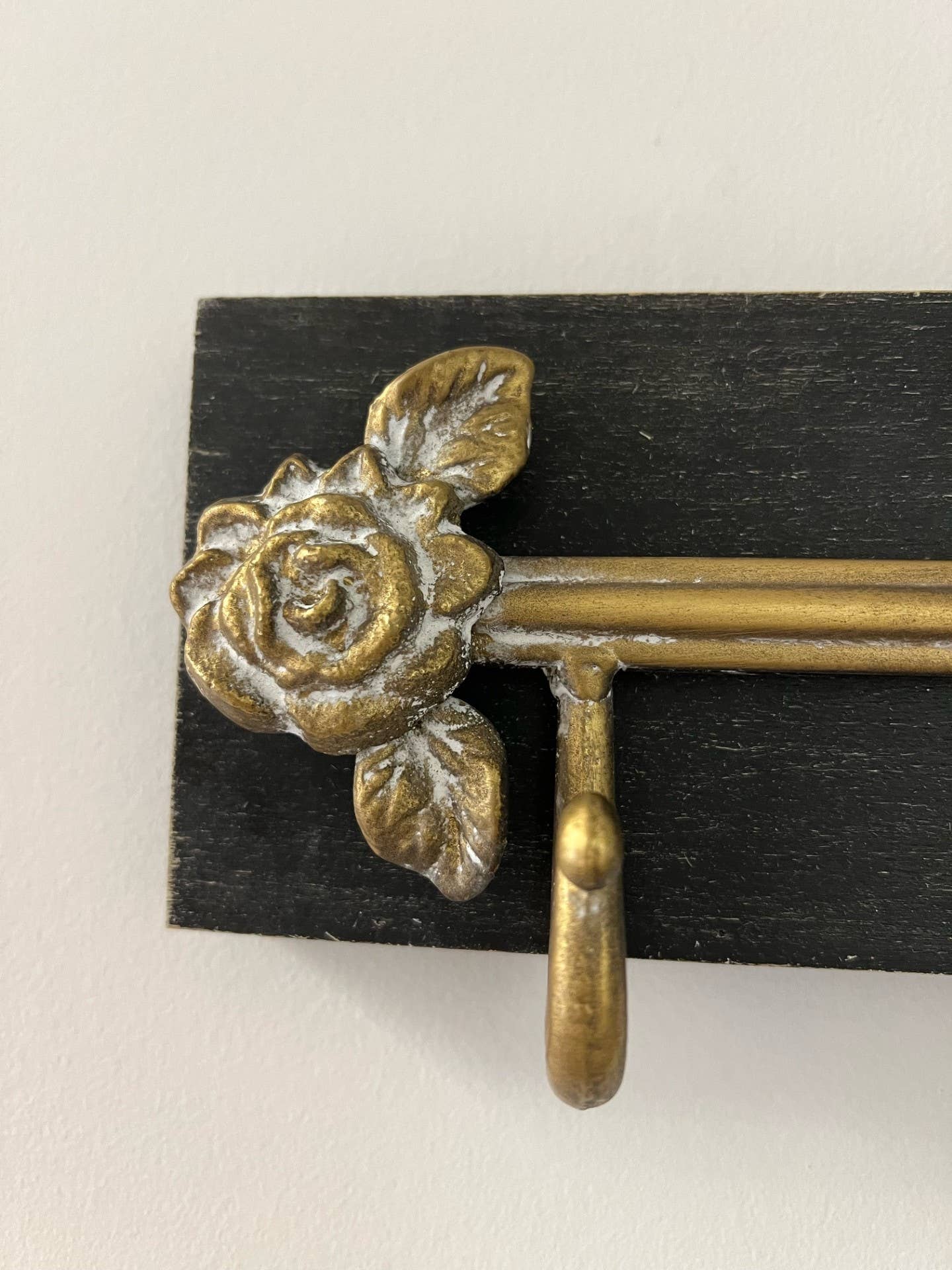 Vagabond Vintage - Wholesale Wall Hook - RETRO WALL HOOK RACK4