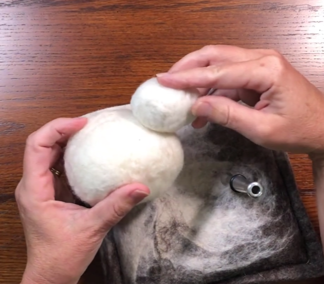 Bear Creek Felting - Wholesale DIY Craft Kit - Sheep Needle Felting Kit2