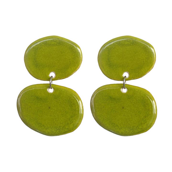 Leichte Keramikohrringe grüne Kreise - NEUE FARBE für den Großhandel von Blanca Olmos Studio