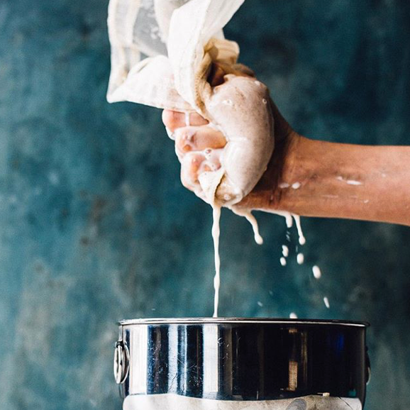 Ellie's Best Inc - Wholesale Kitchen Tool/Gadget - Pro Quality Nut Milk Bag1