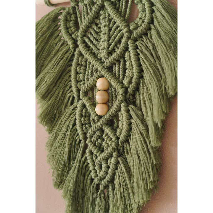 HeartCrafted - Wholesale Tapestry/Textile - Macrame Leaf L323
