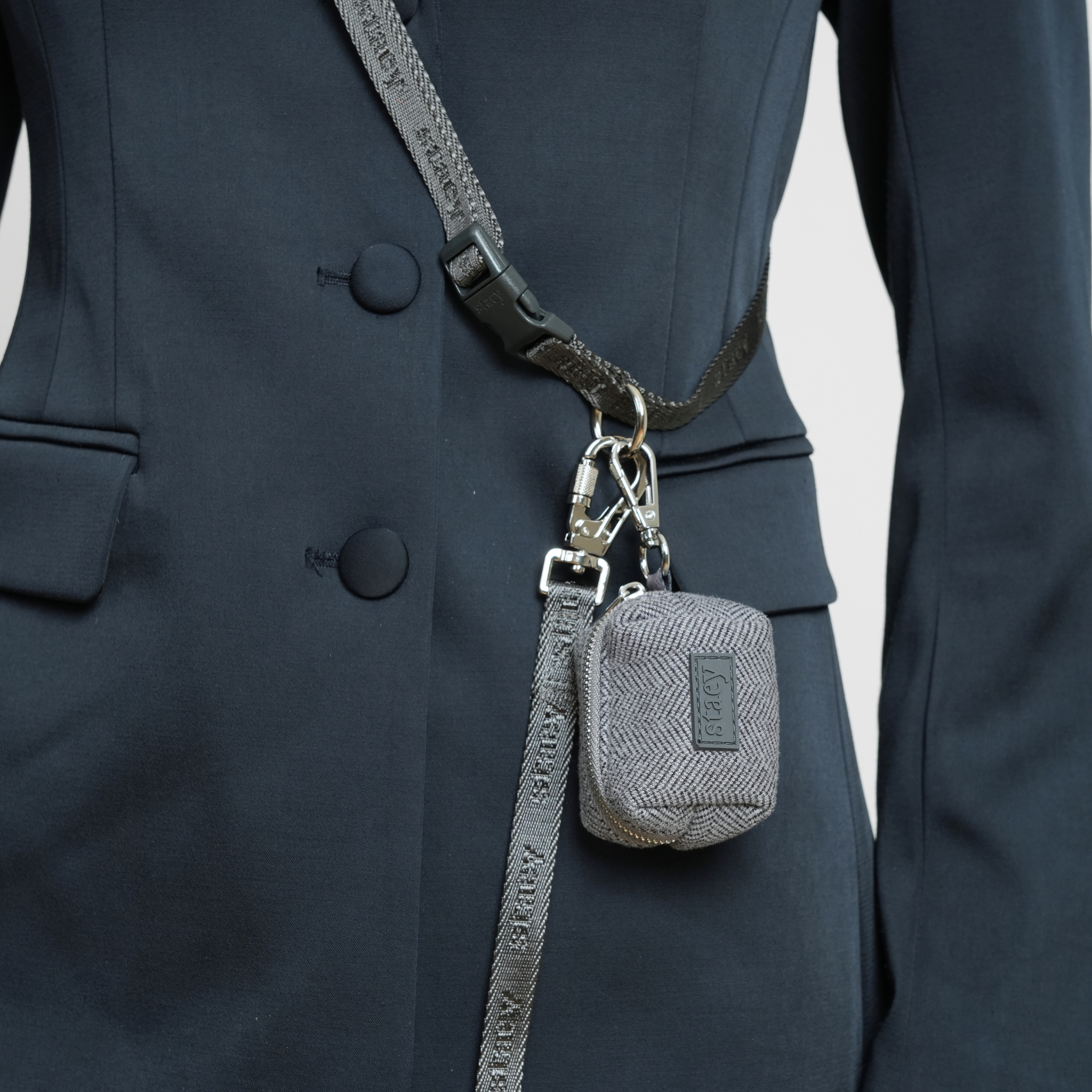 Staey – Großhandel Leine – Hund – Freihändige Hundeleine | Staubiges Blau3