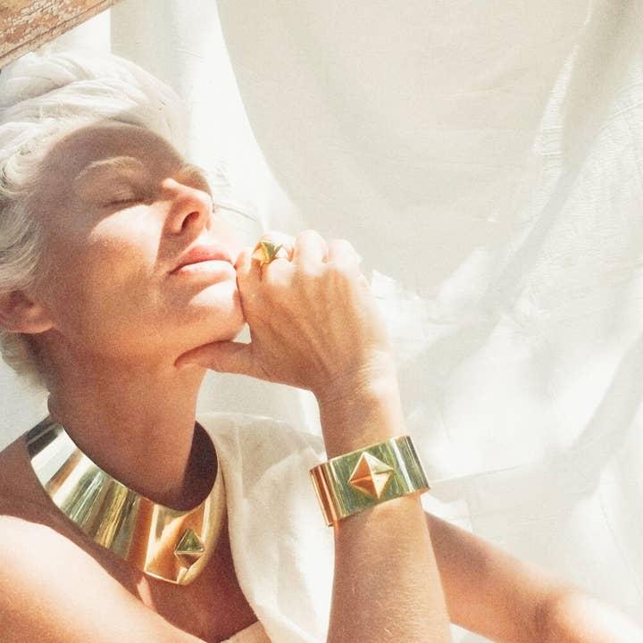 Messing Pyramide Halsband Choker Halskette handgemacht für den Großhandel von Bisjoux