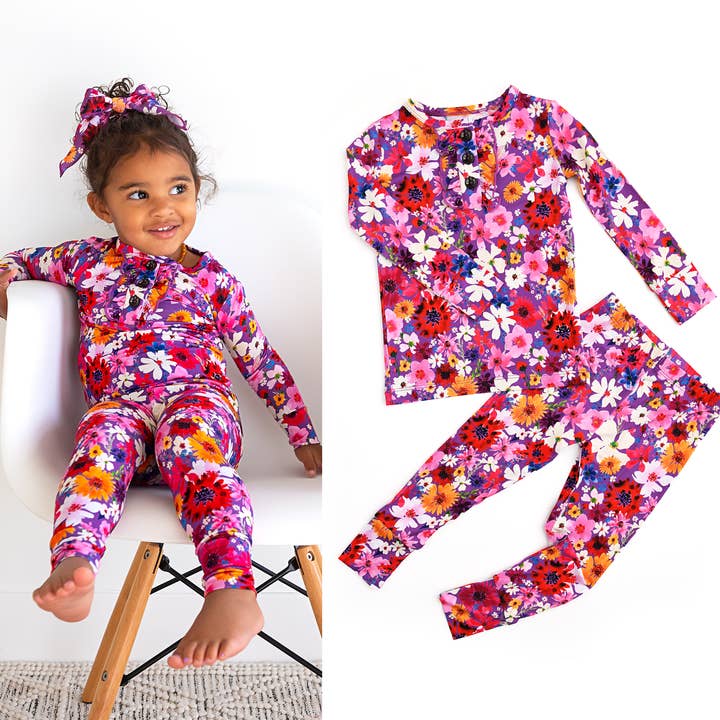 Kaia Flæse To-delt Sæt Blomstret Bambus Outfit for engroshandel hos Gigi and Max