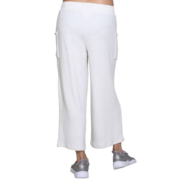 La Cera - Wholesale Lounge Sweatpants/Joggers - Women's - The Comfort Collection - Sporty Capri - OATMEAL