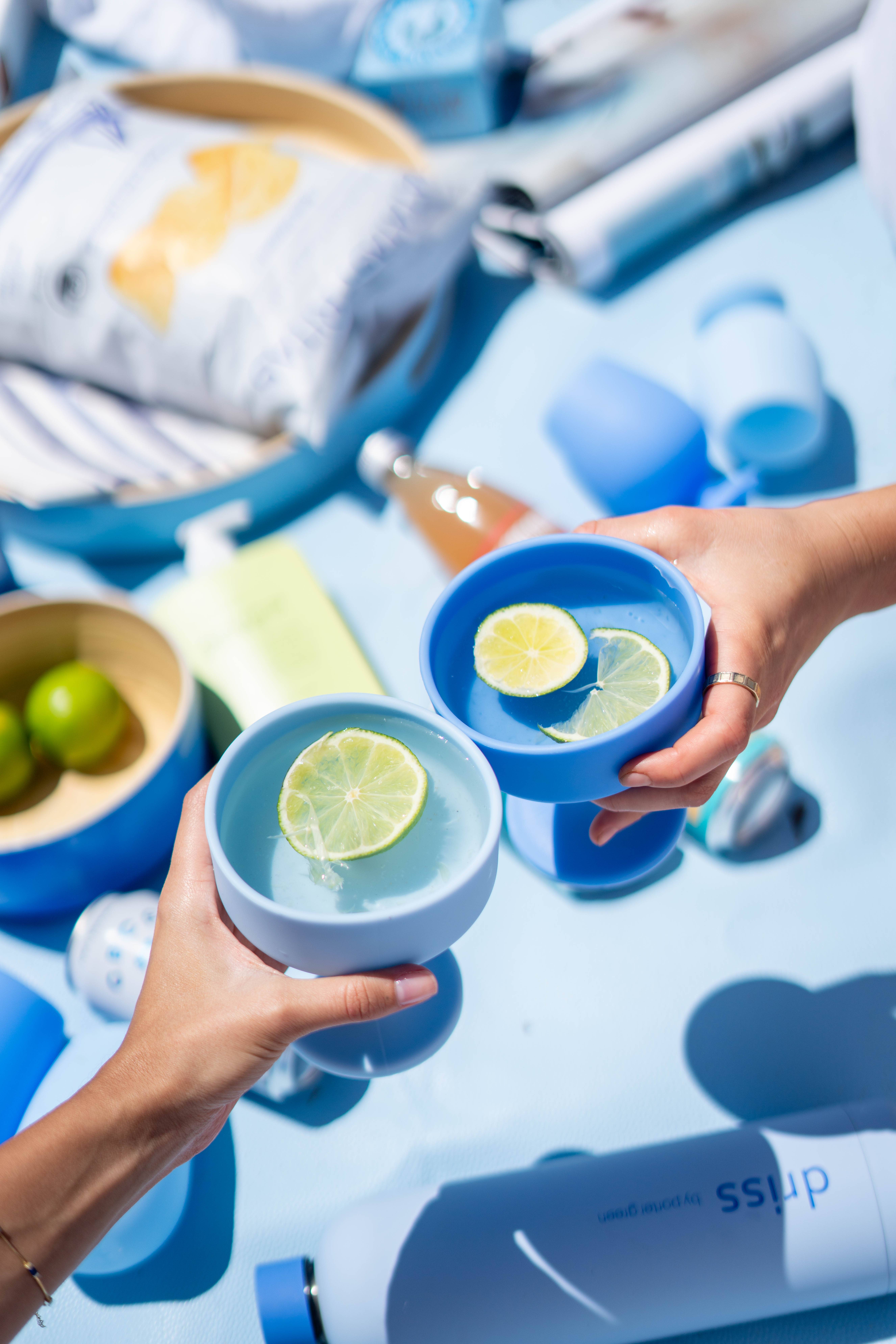 porter green | style + sustainability - Venta al por mayor Copas de cóctel/licor - Sky +Kingfisher |Mecc |Copas de cóctel irrompibles de silicona9