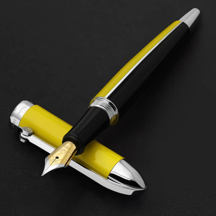 Caneta de Tinta Permanente Xezo Visionary® Latão & Alumínio Esmaltado (Ponta Média) - Amarelo Velocidade / Preto por atacado de Xezo