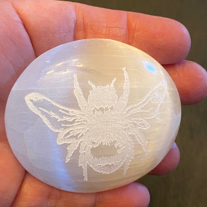 Zen and Meow - Wholesale Spiritual Stone/Crystal - Engraved Selenite Honey Bee