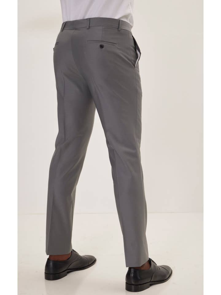 GRIS OSCURO Traje con doble botonadura de lana merino Super 120S para hombre, color gris oscuro de venta al por mayor en Faire10