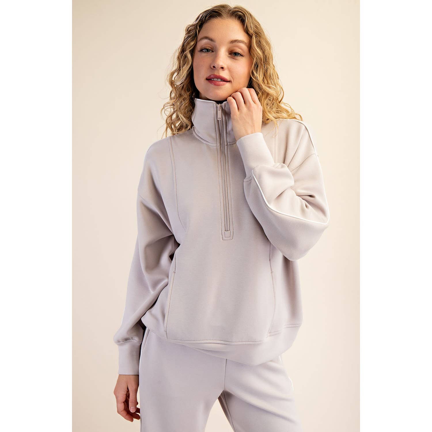 Rae Mode - Vendita all'ingrosso Felpa - Donna - PULLOVER CON ZIP A QUARTO E TUBAZIONI SCUBA MODALE31