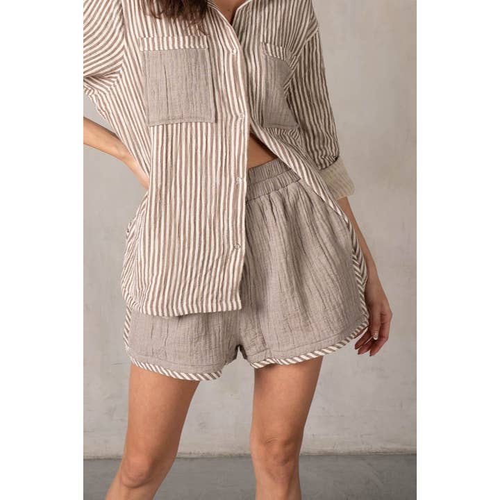 Baumwolle Doppel-Gaze Streifen Kontrast Shorts für den Großhandel von lalamia