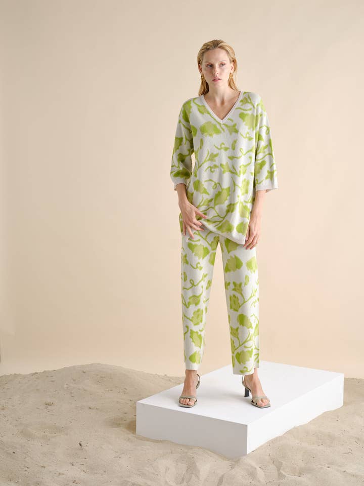 GUIMANOS - Wholesale Top & Pant Set (NOT Loungewear) - Women's - Flowers Set Trousers