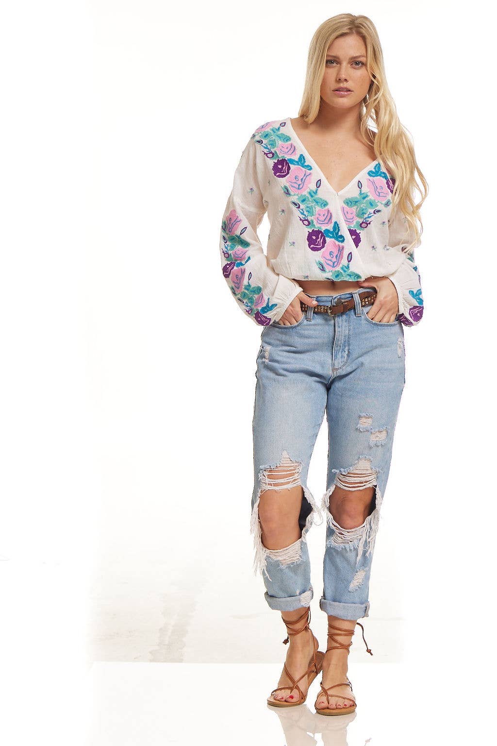 Blue Boheme – wholesale Blouse – Women’s – Lara Embroidered Crop Top Natural/Multicolor6