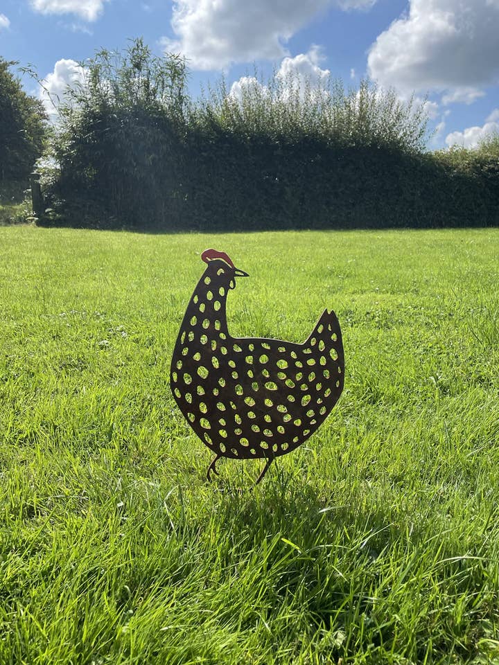 ‘Marjorie’ The Hen for wholesale by Beechwood Trinkets