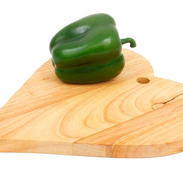 Heart Oak Chopping Board 24 X 28Cm for wholesale by My Gifts Trade