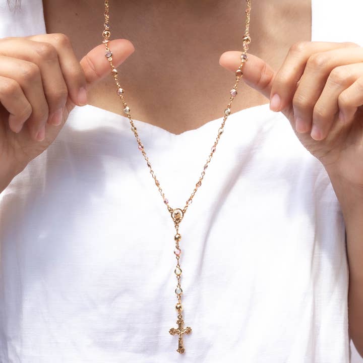 Farvet sten Jomfru Maria Hellige Rosenkrans for engroshandel hos Lacosta Jewelry Corp