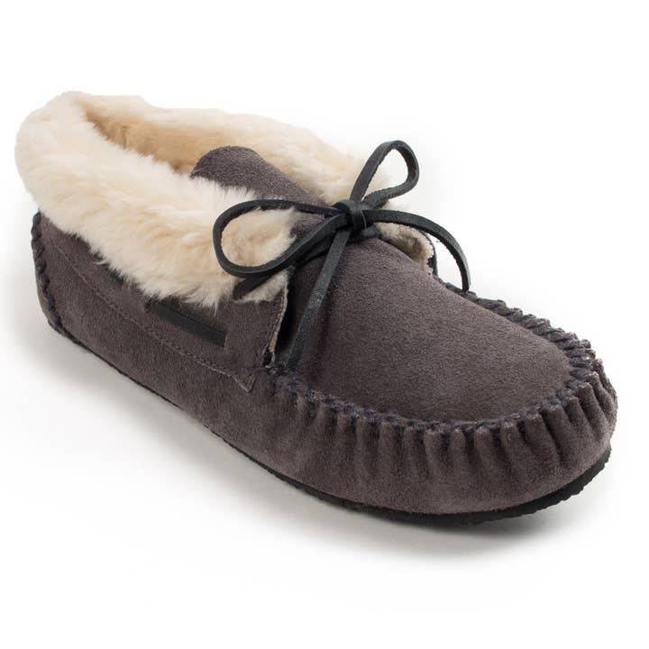 Minnetonka - Wholesale Slippers - Women's - Women's Chrissy Cozy Pile Lined Suede Slipper House Shoe6