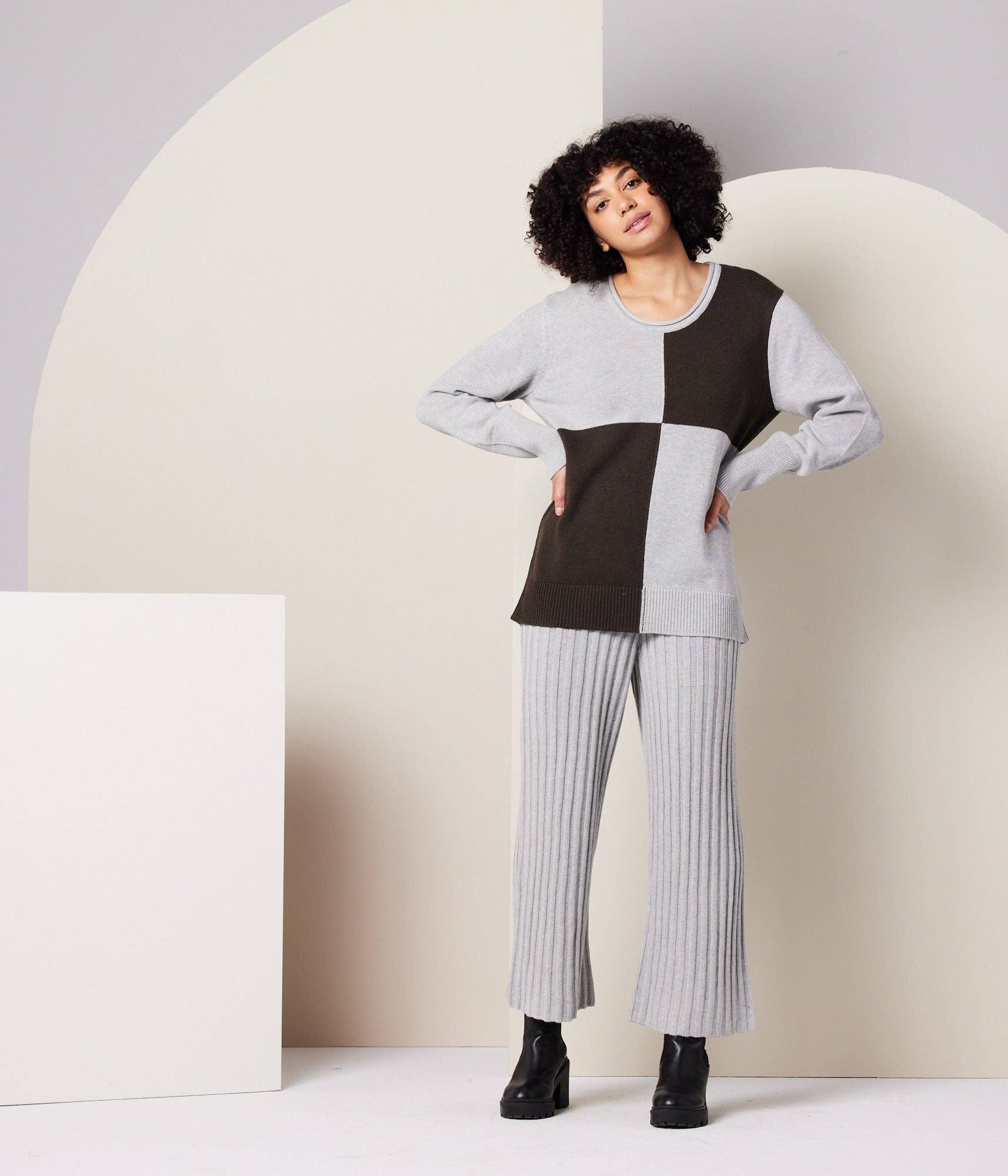 Known Supply – Calças - Mulher por atacado – Jewel Sweater Pant3