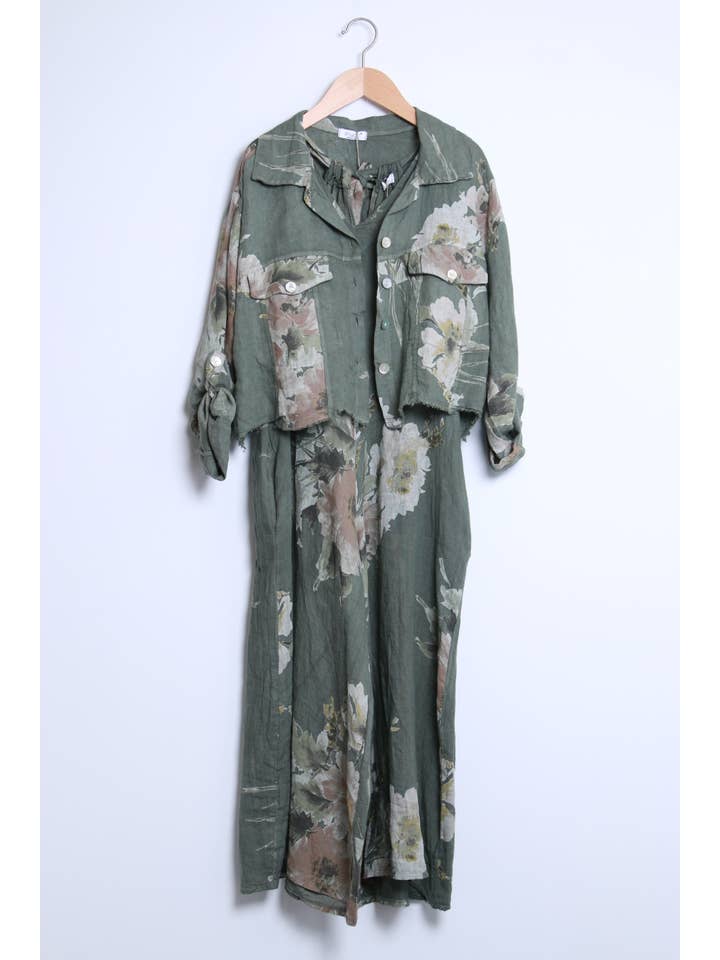 Shyloh - Wholesale Onesie - Women's - Flowy long dress with floral print and straps 2059916