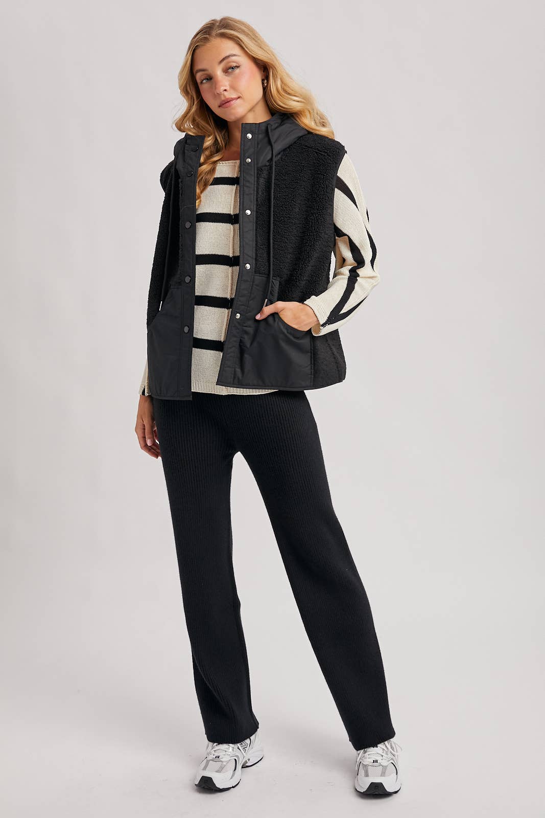 Bluivy - Wholesale Outerwear Vest - Women's - SHERPA FLEECE HOODED VEST WITH FAUX SUEDE INNER18