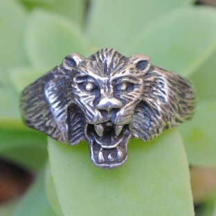 Bague lion en argent 925 pour la vente par Iroquoise
