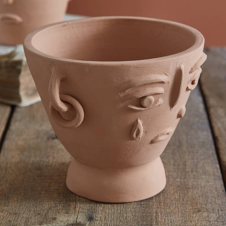 CTW Home Collection - Wholesale Plant Pot - Abstract Face Terra Cotta Planter
