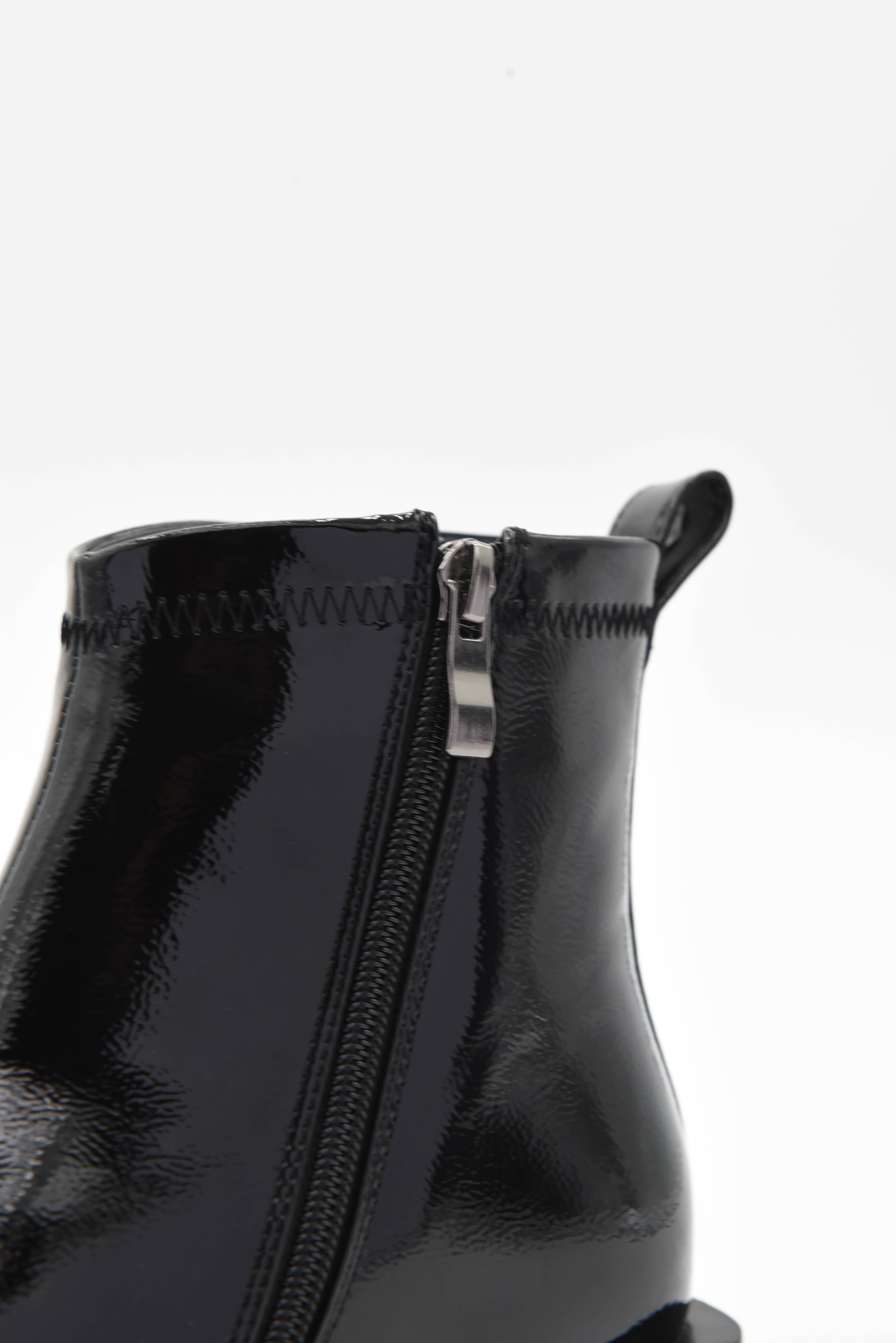 Azarey - Wholesale Booties - Women's - Patent flat ankle boot with front detail 462K157 8