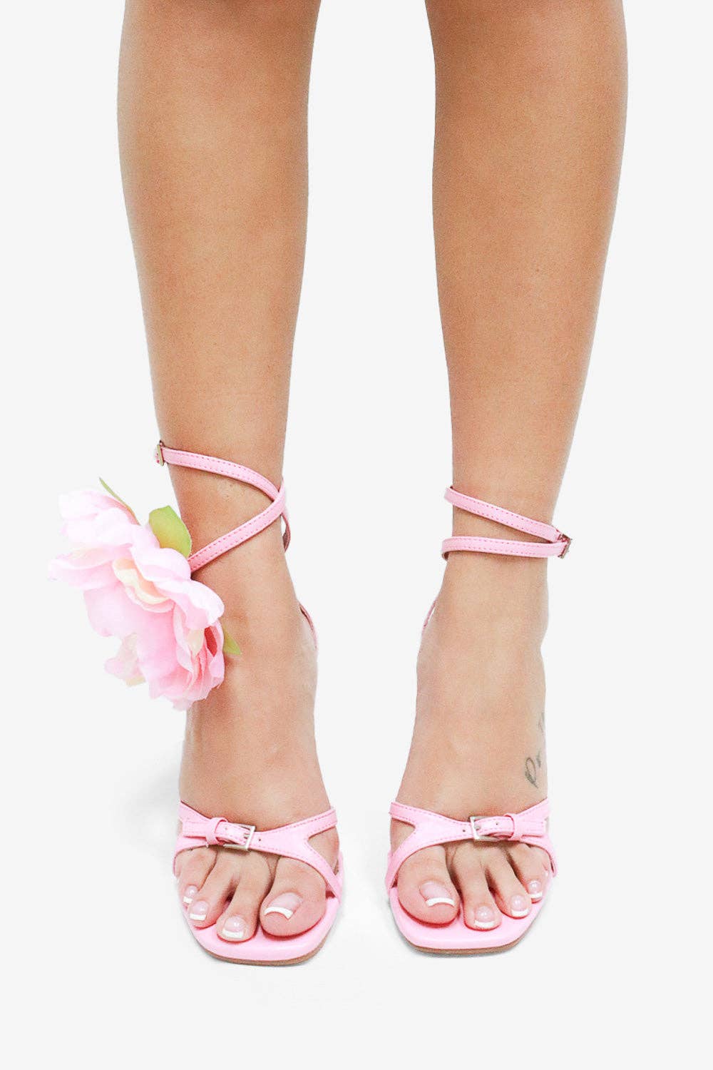 Lemonade Shoes - Wholesale High Heels - Women's - MAI - Flower Heel, Strappy Square Toe, Black/Pink9