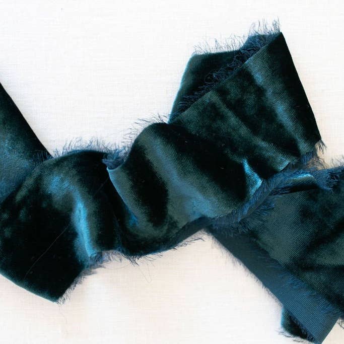 Amore Society - Vendita all'ingrosso Nastri - Confezione regalo - Nastro in velluto di seta color verde acqua