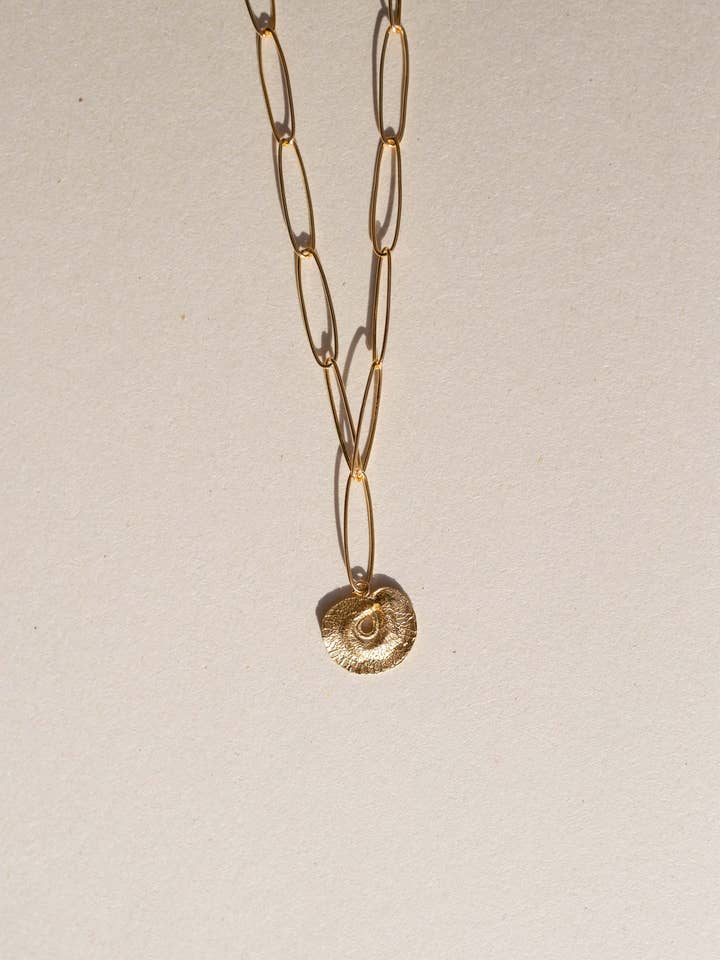 COLLAR RA dorado para venta al por mayor de TYLA LATO