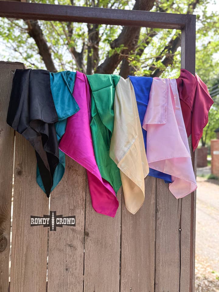 PETIT Wynonna Wild Rags pour la vente par Rowdy Crowd Clothing