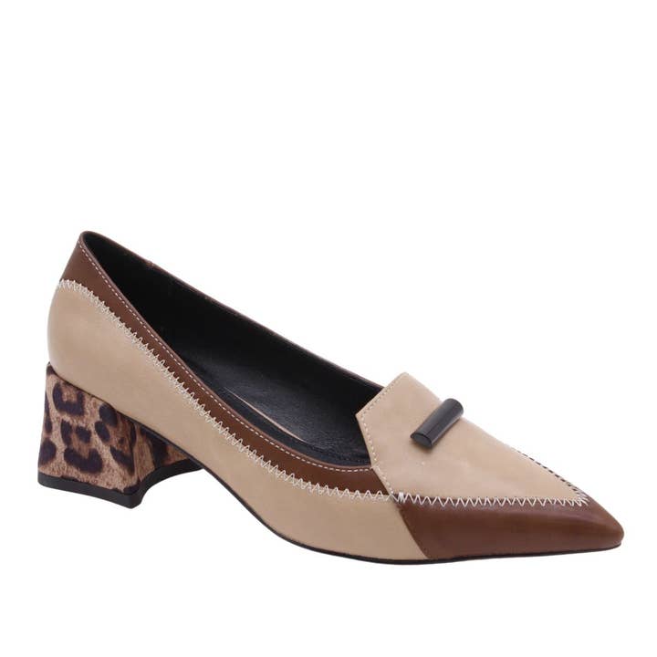 Two-tone pump with animal print heel 578K380 for wholesale by Azarey