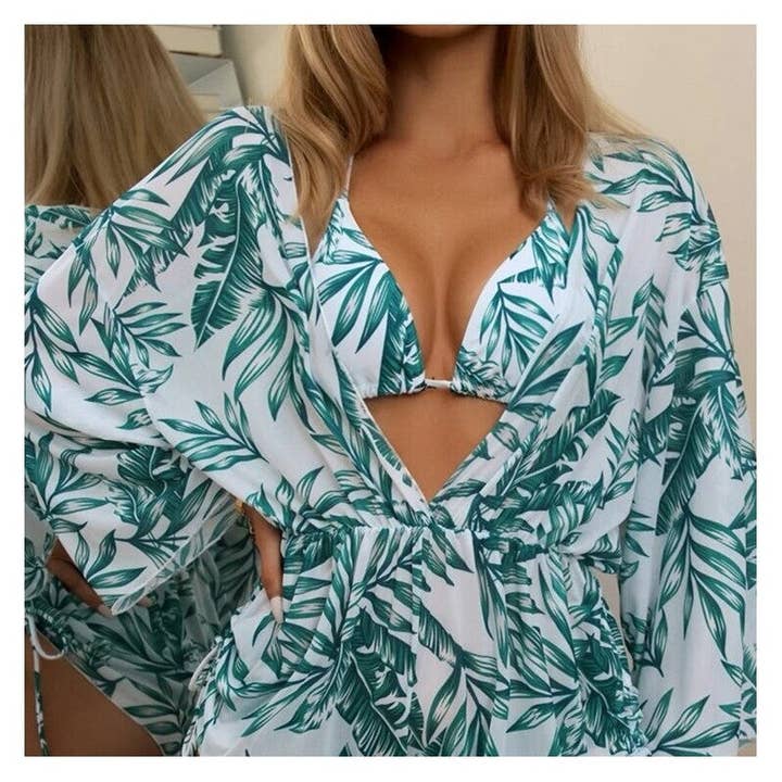 FurDecoration – Biquíni - Mulher por atacado – Conjunto de Biquíni de Três Peças com Design Dividido - Traje de Banho Modelo Netflix8