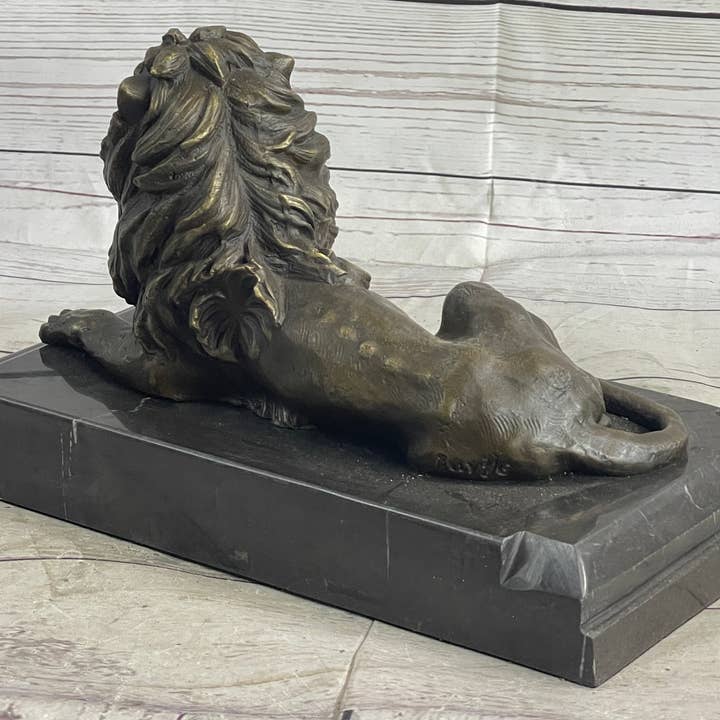 Bronzhaus - Vendita all'ingrosso Scultura - Statua in bronzo del leone custode maschio scultura figura base in marmo Antoine Barye 17,8 x 30,54