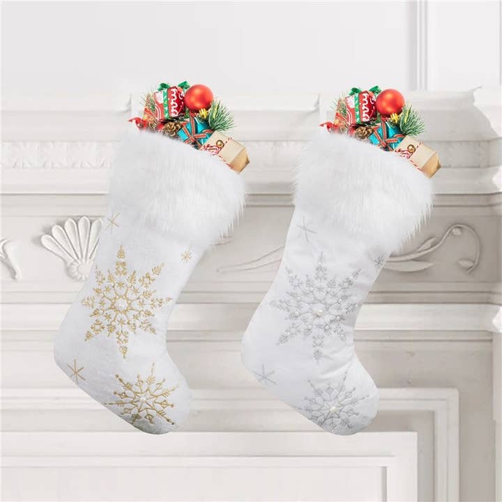 Plush Looks - Wholesale Holiday Stocking - Creative Plush Snowflake Sock Gift Bag Christmas Decoration3