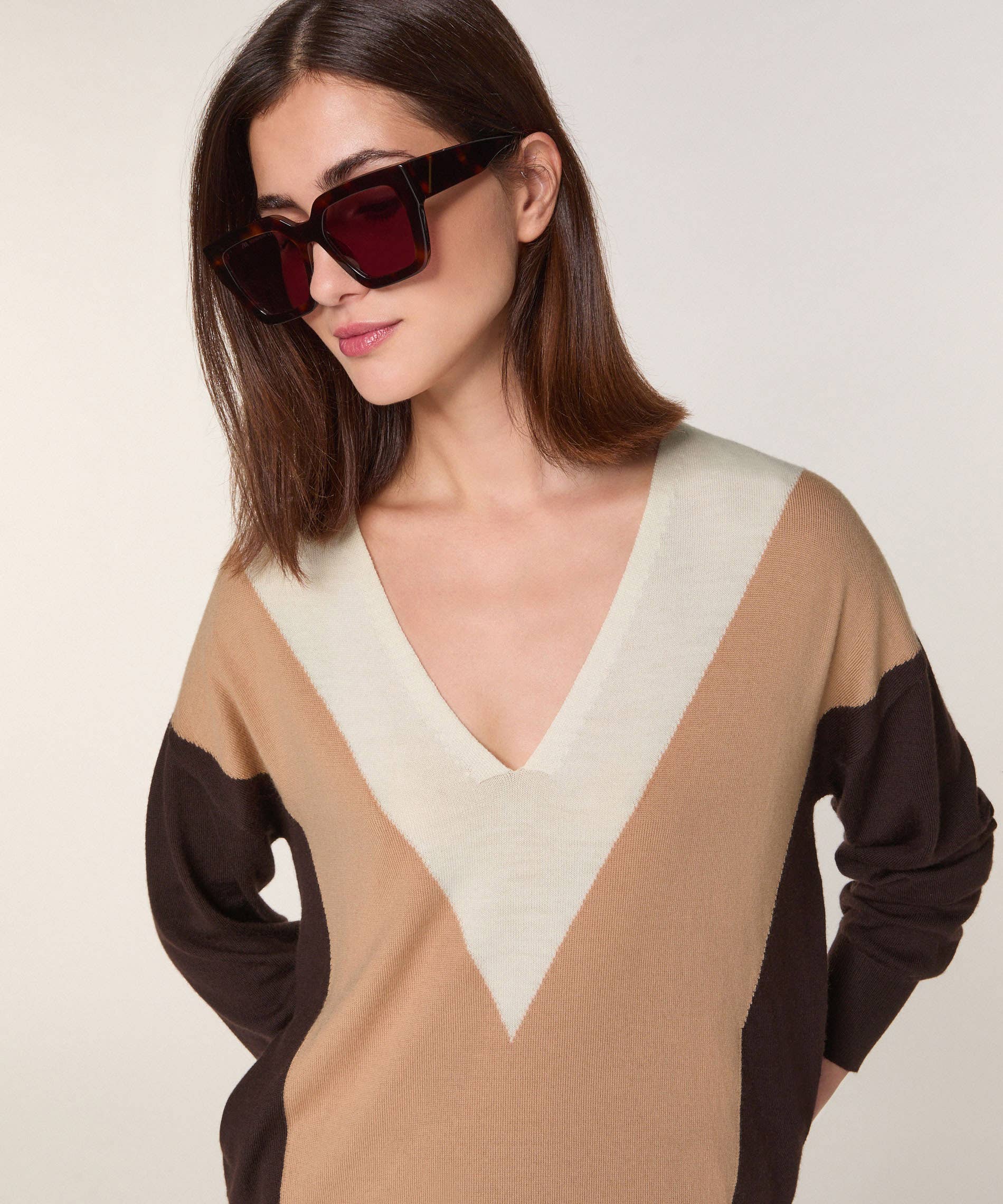 coffee brown Merino wool intarsia sweater for wholesale on Faire3