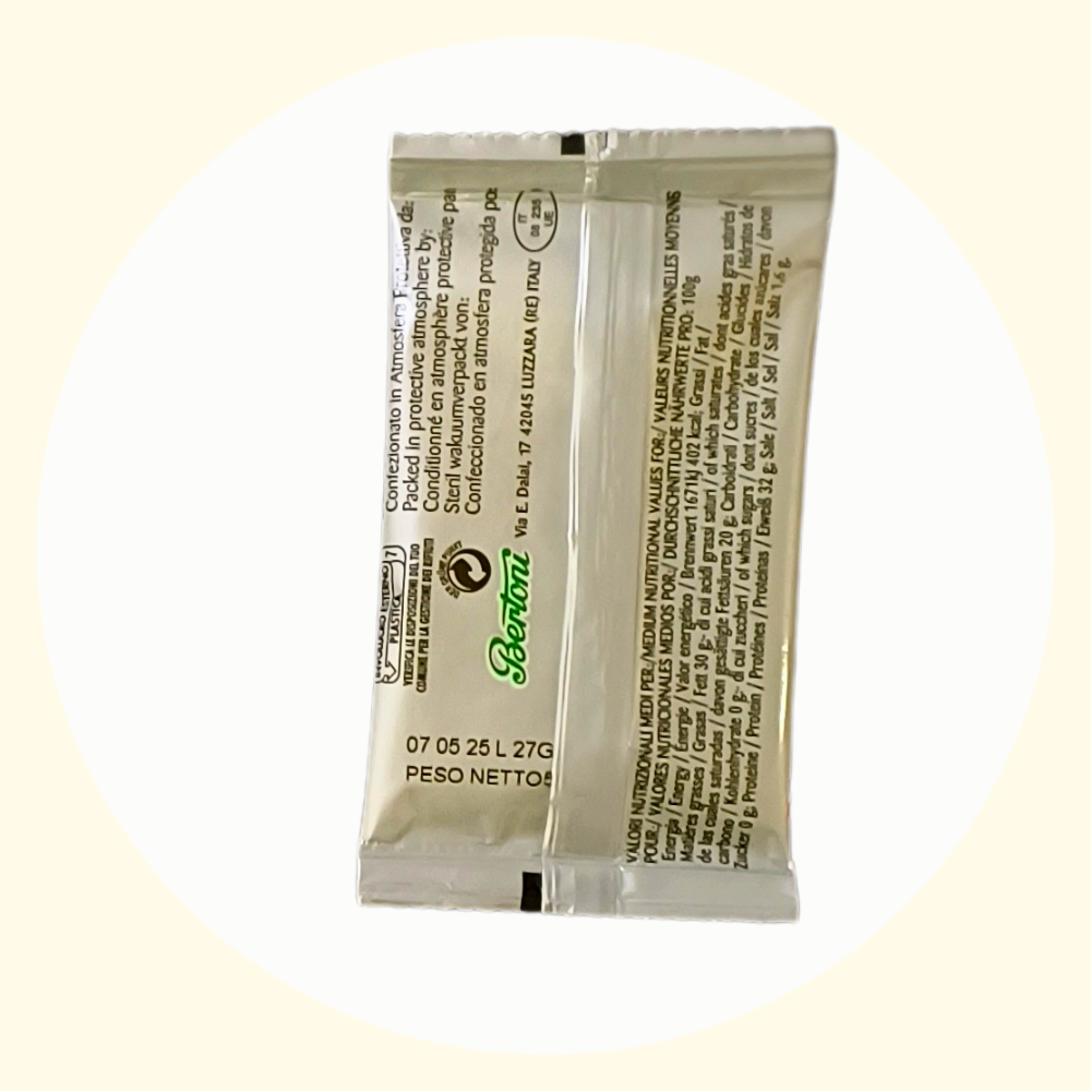 Gourm.it – Engroshandel Ost – Revet Parmigiano Reggiano enkeltportion 5g. DOP. Italien.2